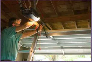 Community Garage Door Service Morton Grove, IL 847-802-3323 - 6-content-door-repair